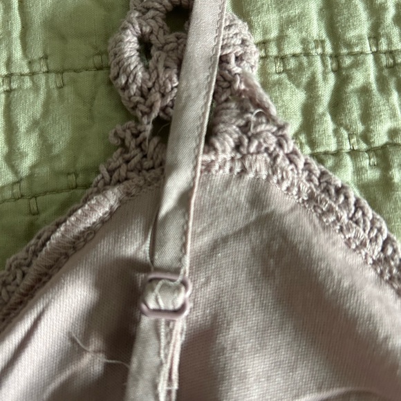 BOG Collective Boho Mauve Crochet Crop Top Bralette NWT Size Medium - Picture 4 of 7